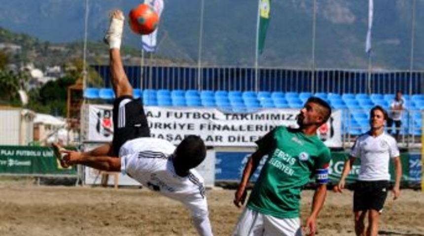Garanti Plaj Futbolu Ligi'nin Şampiyonu Beşiktaş Oldu