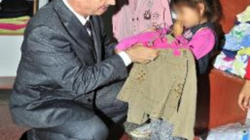 Başkan Keskin Bayram &Ouml;ncesi &Ccedil;ocukları Sevindirdi