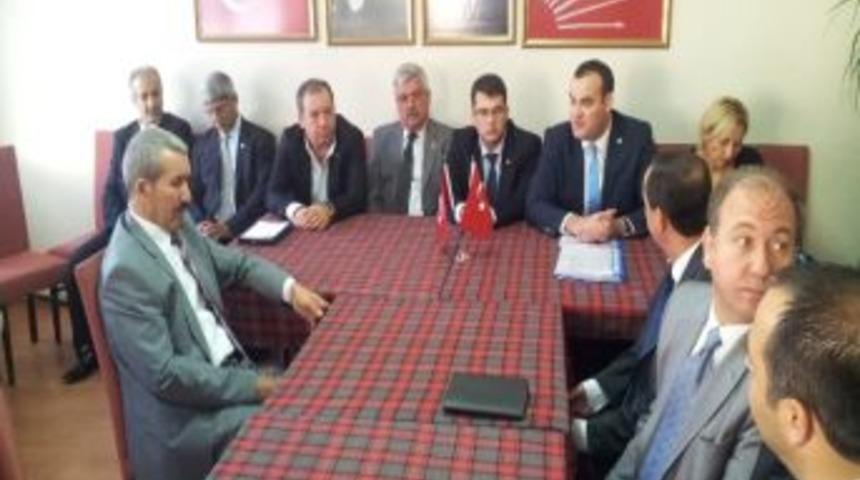 Chp`li Milletvekillerinden &Ccedil;orlu İl&ccedil;e &Ouml;rg&uuml;t&uuml;ne Ziyaret