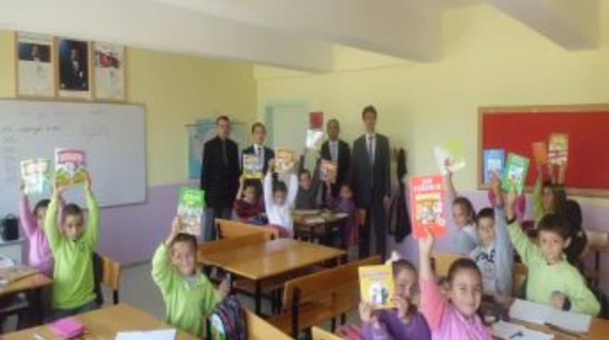 EYDER' Den Okullara Kırtasiye Yardımı