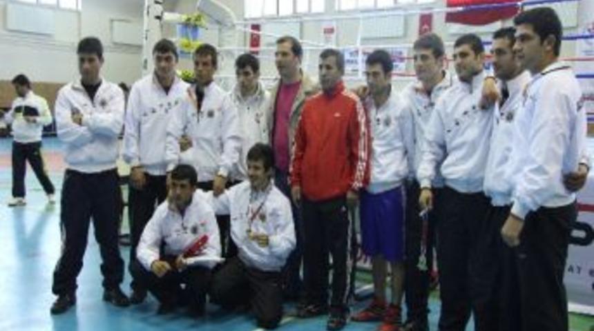 Atat&uuml;rk &Uuml;niversitesi Boks Takımı 5. &Uuml;niversitelerarası D&uuml;nya Boks Şampiyonası&rsquo;na Hazırlanıyor