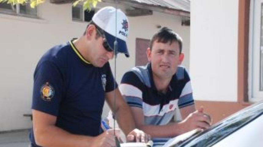 Karacabey Polisi İl&ccedil;ede Kuş U&ccedil;urtmuyor