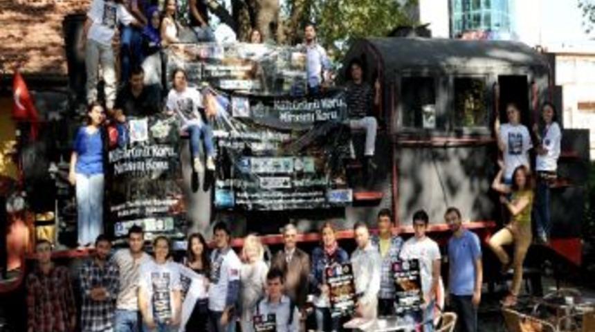 Tarihi Tren İstasyonunda Keyifli Bir Mola