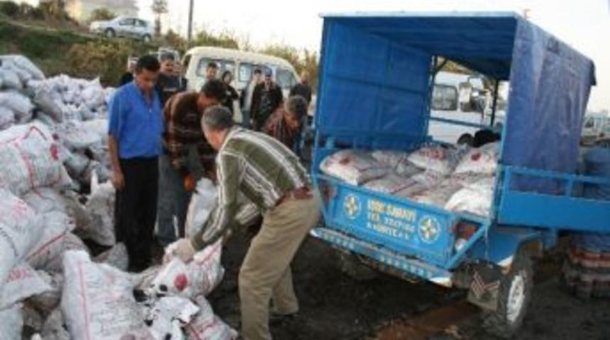 &Uuml;nye'de K&ouml;m&uuml;r Yardımı Başladı