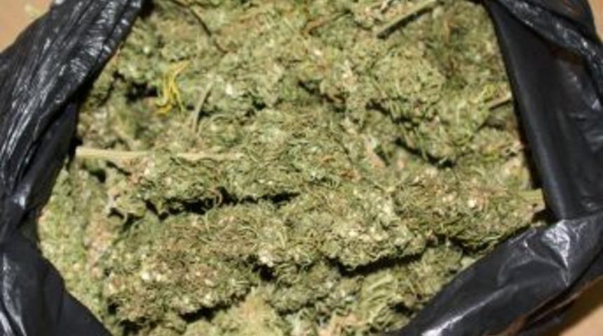 Nevşehir Emniyet M&uuml;d&uuml;rl&uuml;ğ&uuml;'nden Uyuşturucu Operasyonu: 13 G&ouml;zaltı