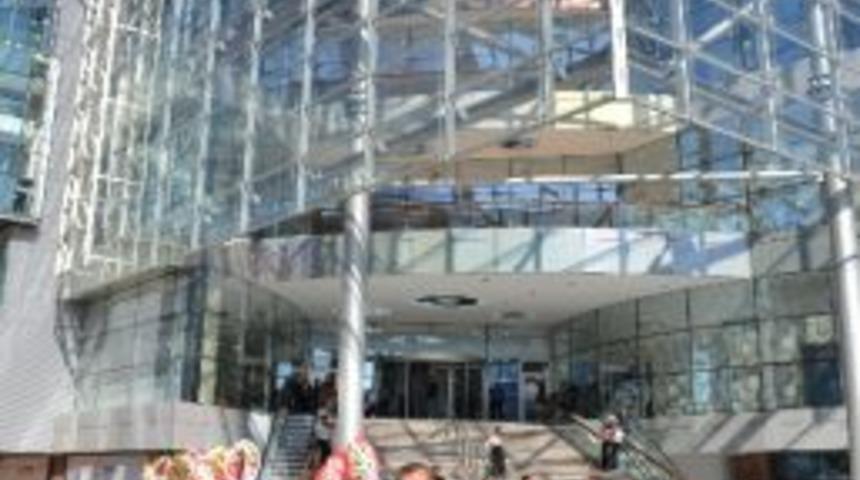 Armada Yenilenen Yüzüyle Hizmete Açıldı