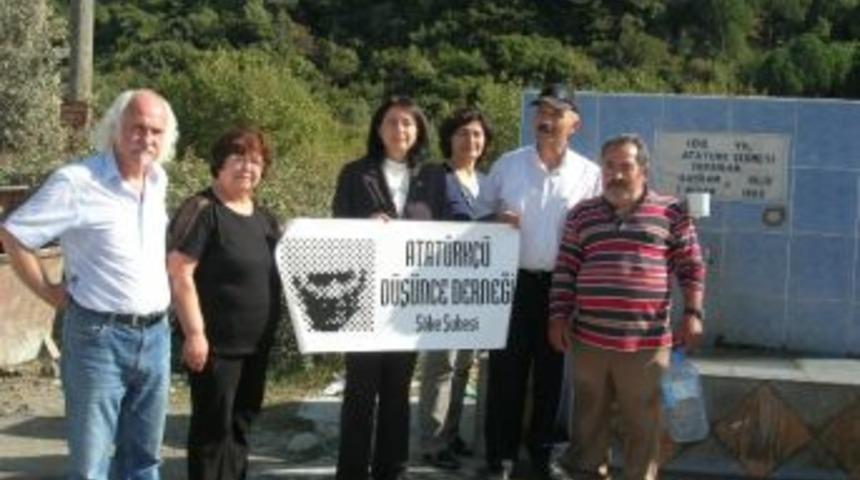 S&ouml;ke-ağa&ccedil;lı Yolu &Uuml;zerinde Atat&uuml;rk &Ccedil;eşmesi Yeniden Akmaya Başladı