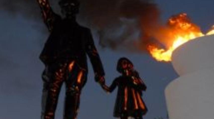 Fethiye Beşkaza Meydanı, Uğurmumcu Parkı Ve Atat&uuml;rk Anıtı Aynı Anda T&ouml;renle Hizmete A&ccedil;ıldı