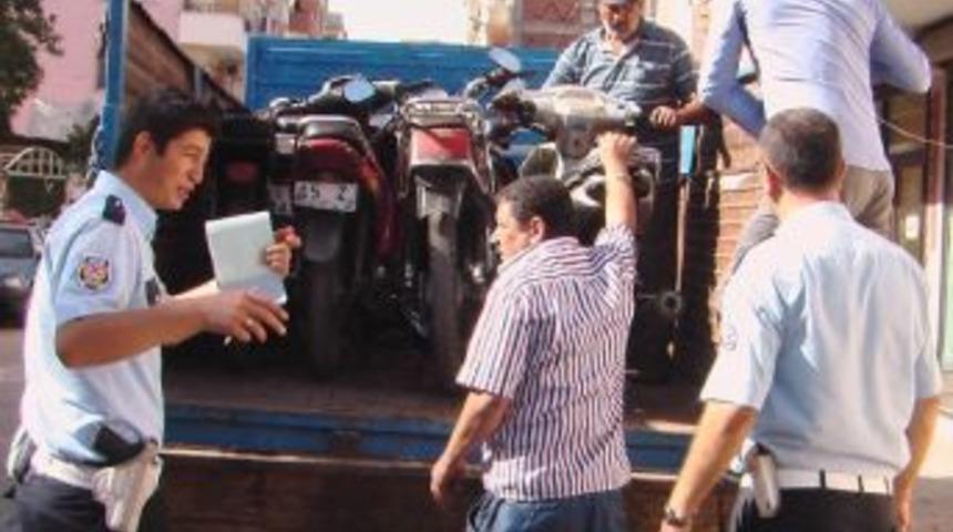 Alaşehir'de Ruhsatsız Ve Plakasız Motosikletler Toplanıyor