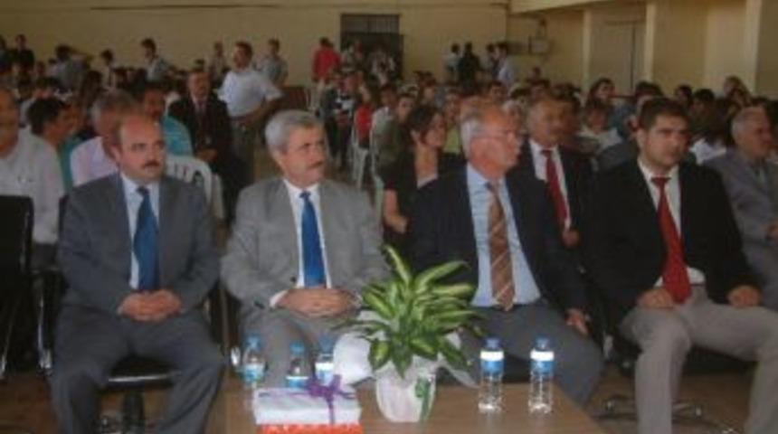 Burhaniye&rsquo;de &Ouml;ğrenciler Kuşak Giydirmeyi Canlandırdı