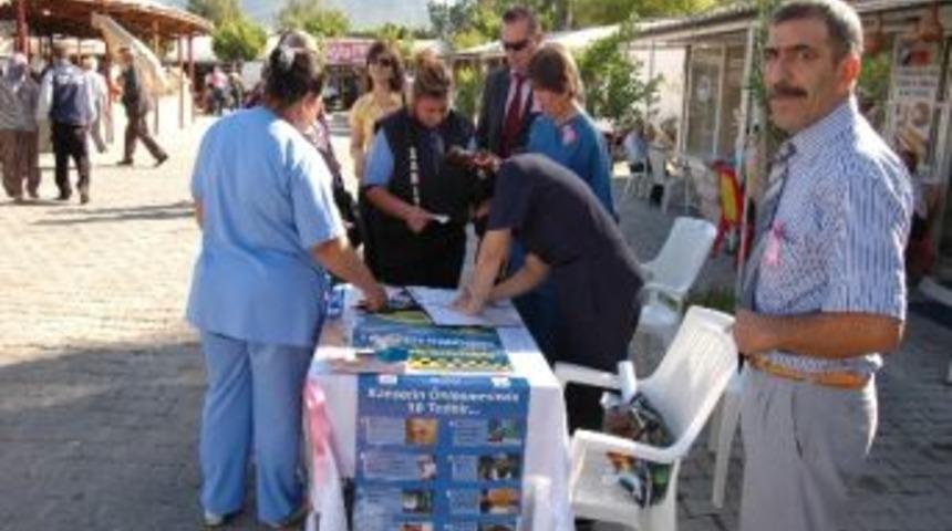 Bozyazı&rsquo;da Halka Meme Kanseri Anlatılıyor