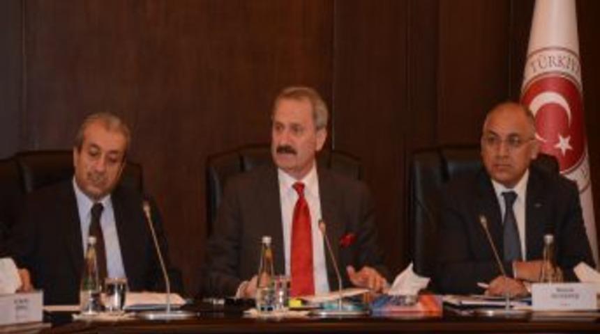 &Ccedil;ift&ccedil;iye Gelecek Sene 9 Milyar Lira Hibe Kredi &Ouml;denecek