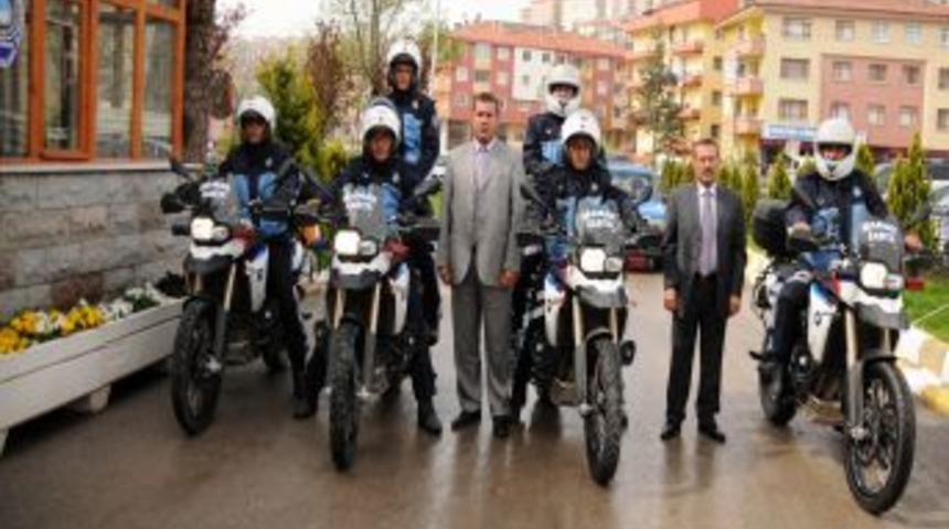 Mamak'ta Motorize Zabıta Ekipleri Seyyara Göz Açtırmıyor