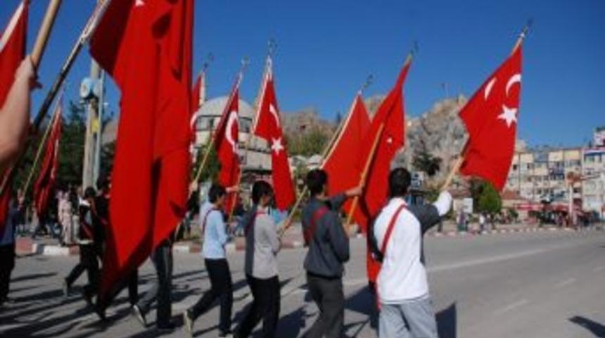 Bayram Provası Trafiği Kilitledi