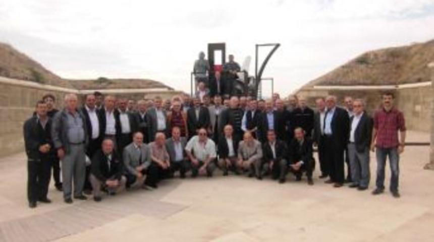 Gazi Ve Muhtarlara &Ccedil;anakkale Gezisi