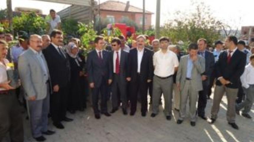 Savaştepeli &Ccedil;ift&ccedil;ilere Fidan Desteği