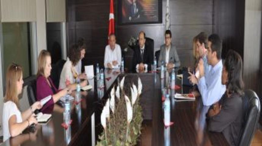 ABD&rsquo;li Bir Grup Gaziantep&rsquo;e Gelerek, Suriye Hakkında Bilgi Aldı