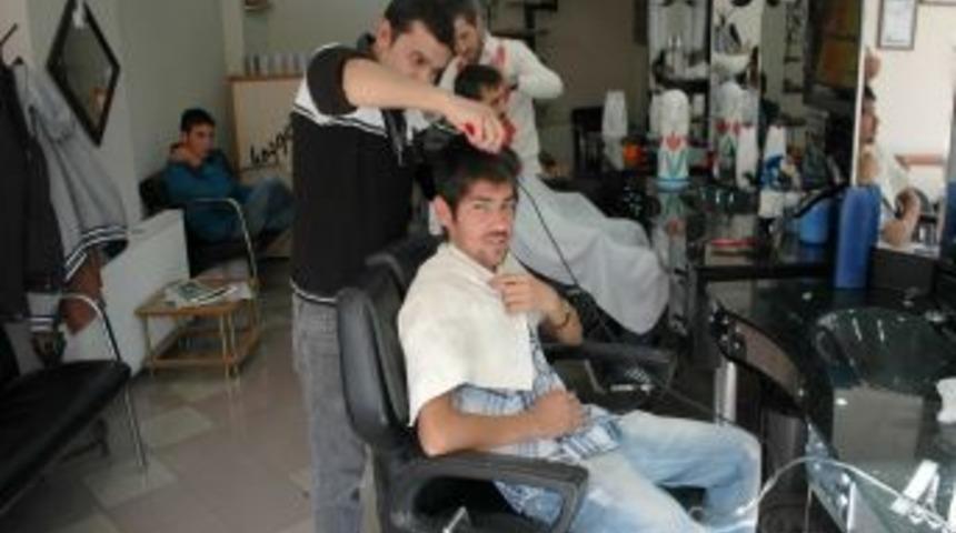 Berberlerde De Bayram Mesaisi Başladı