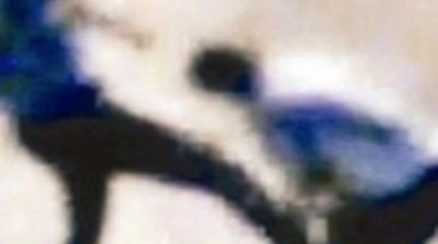 Polisler karakolda komiseri d&ouml;vd&uuml;