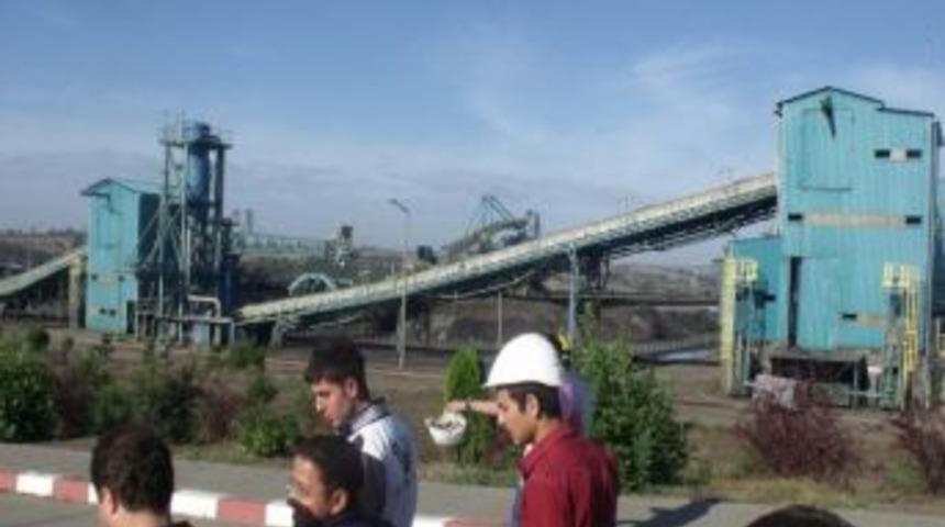 &Ccedil;an Meslek Y&uuml;ksek Okulu &Ouml;ğrencileri Termik Santrali Gezdi