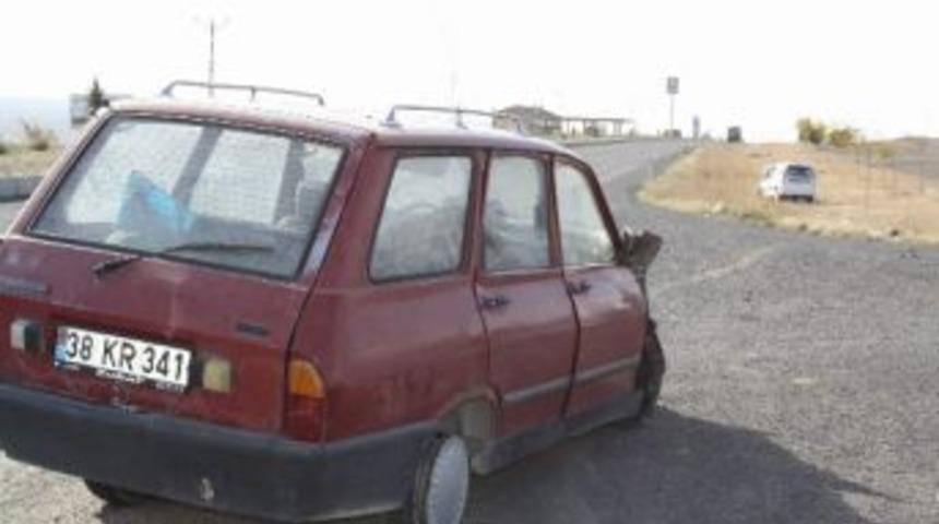 Trafik Kazası: 4 Yaralı