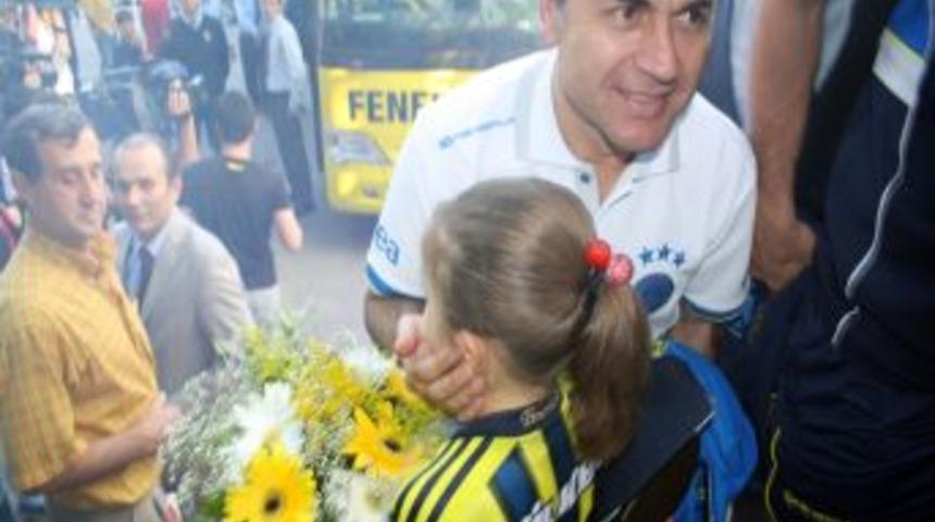 Fenerbah&ccedil;e Kafilesi, Bursa&rsquo;ya Geldi