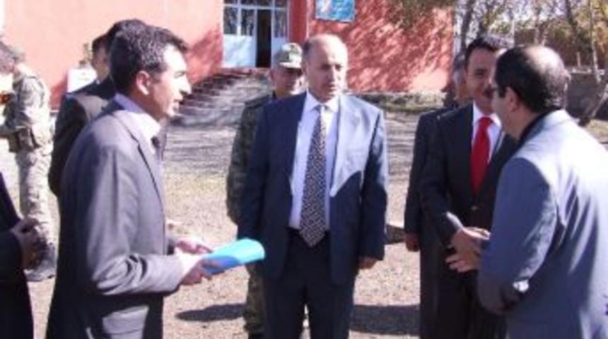 Vali Azizoğlu G&ouml;le İl&ccedil;esini Ziyaret Etti