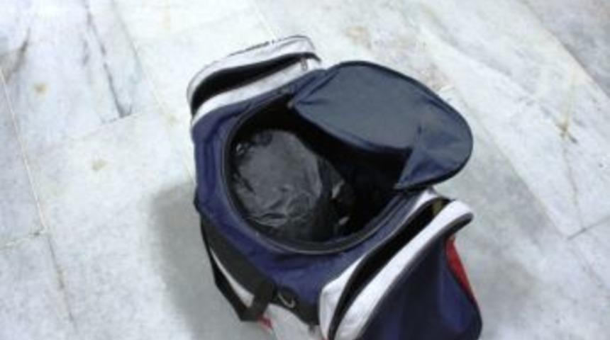 Yolcunun Valizinden Esrar &Ccedil;ıktı