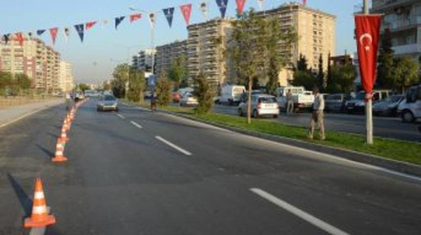 İzmir'de 24 Milyon Liraya Mal Olan Cadde T&ouml;renle A&ccedil;ıldı