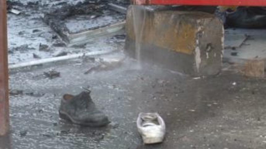 İş&ccedil;ilerin Kaldığı Konteynerde Yangın Paniği