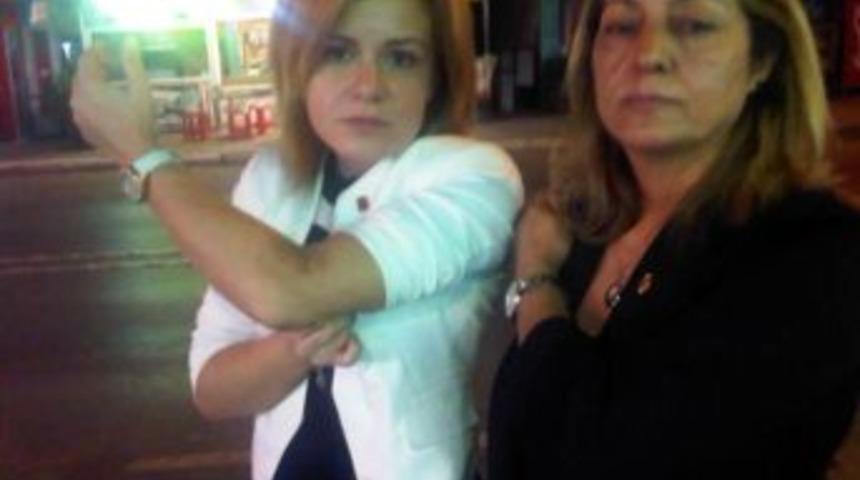 CHP'lilerden Yine CHP'li Kadınlara Dayak Iddiası