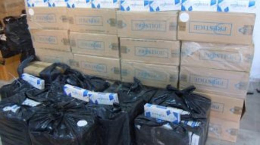 Tarsus Polisi Ka&ccedil;ak Sigaraya Aman Vermiyor