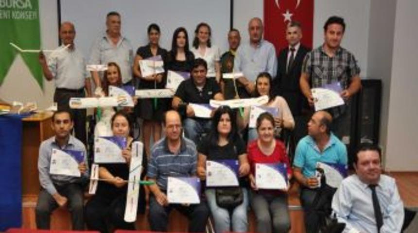 Model U&ccedil;ak Yapmayı &Ouml;ğrenen Engelliler Sertifika Aldı