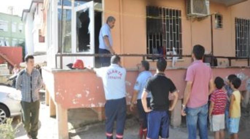 &Ccedil;ocuklar &Ccedil;akmakla Oynarken Yangın &Ccedil;ıkardı