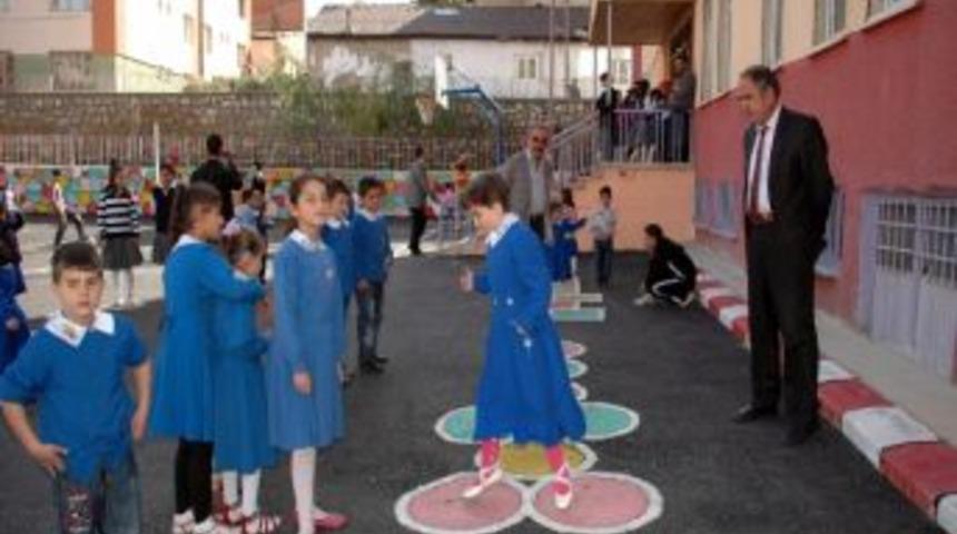 21 Şubat Kurtuluş İlkokuluna Yeni İmaj