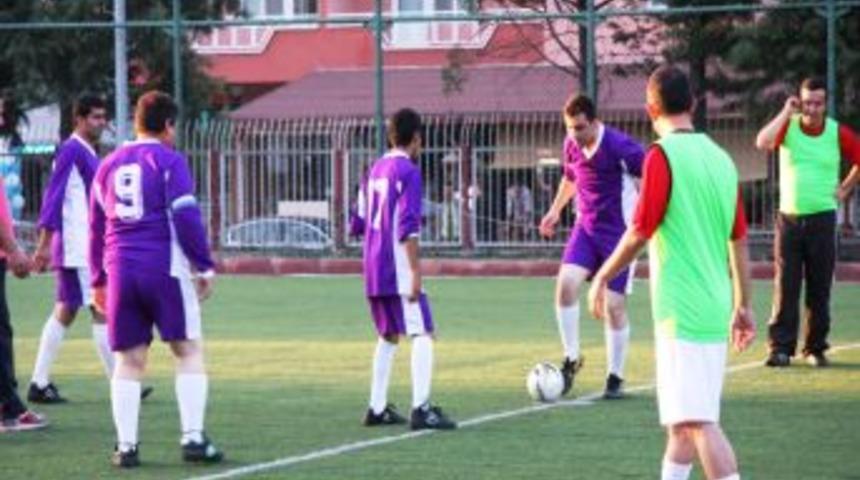 Zihinsel Engelliler Protokole Karşı: 8-6