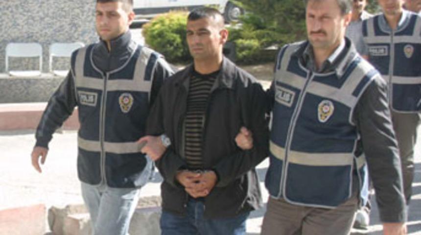 &Ccedil;alışanları hedef tahtası yaptı