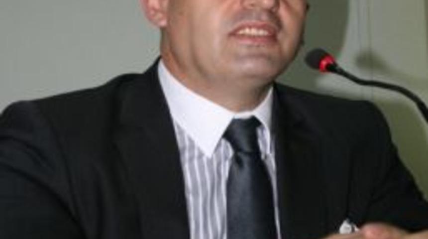 Gen&ccedil;lere Altın &Ouml;ğ&uuml;tler