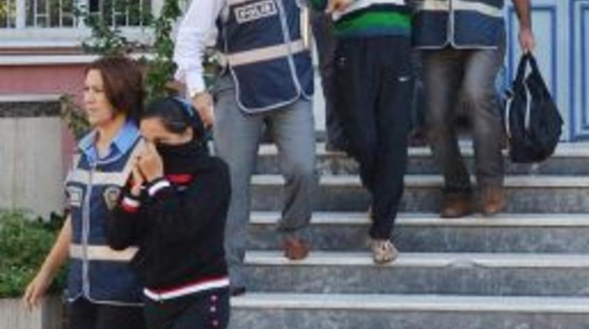 Osmaniye&rsquo;de Fuhuş &Ccedil;etesi Operasyonu: 8 Kişi Tutuklandı