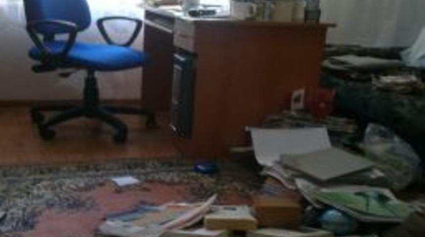 Hırsızlar, Para Koleksiyonunu Da &Ccedil;aldı