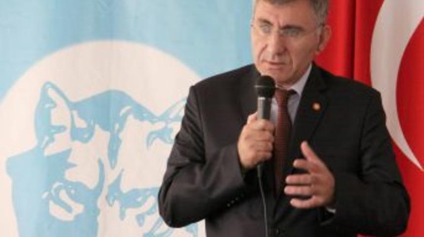 'Suriye Konusunda T&uuml;rkiye, Her Ihtimalde Aktif Rol Oynamalıdır'