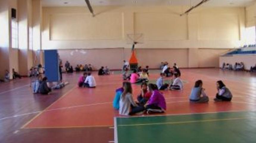 Hollandalı &Ouml;ğrenciler Sungurlu'da