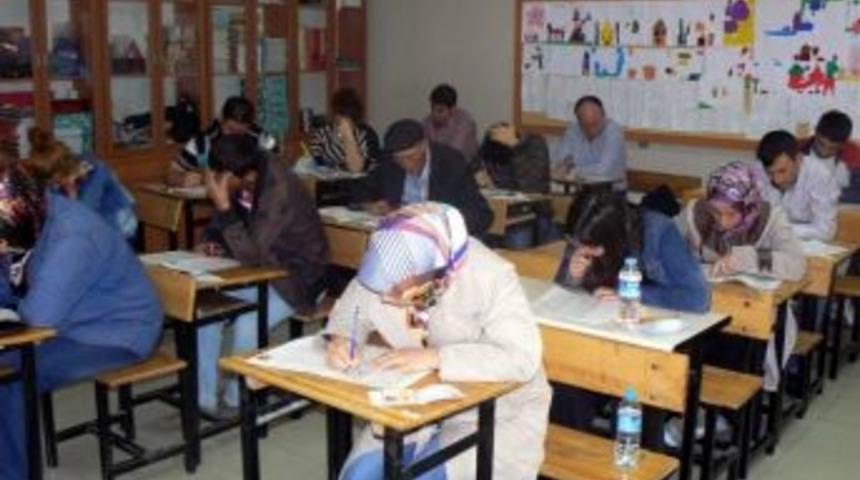 Boz&uuml;y&uuml;k'te Ehliyet Sınavı