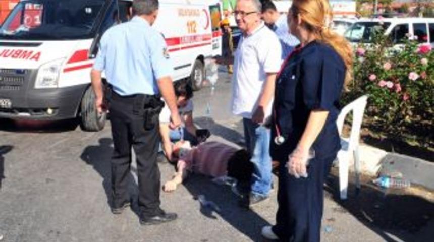 Trafik Kazasında 90 Yaşındaki S&uuml;r&uuml;c&uuml;yle Birlikte 6 Kişi Yaralandı