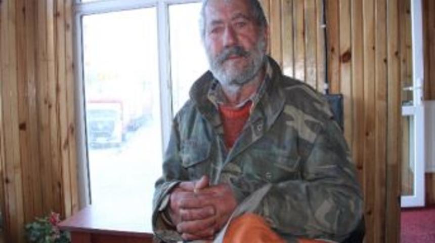 Tek Başına Yaşam M&uuml;cadelesi Veriyor