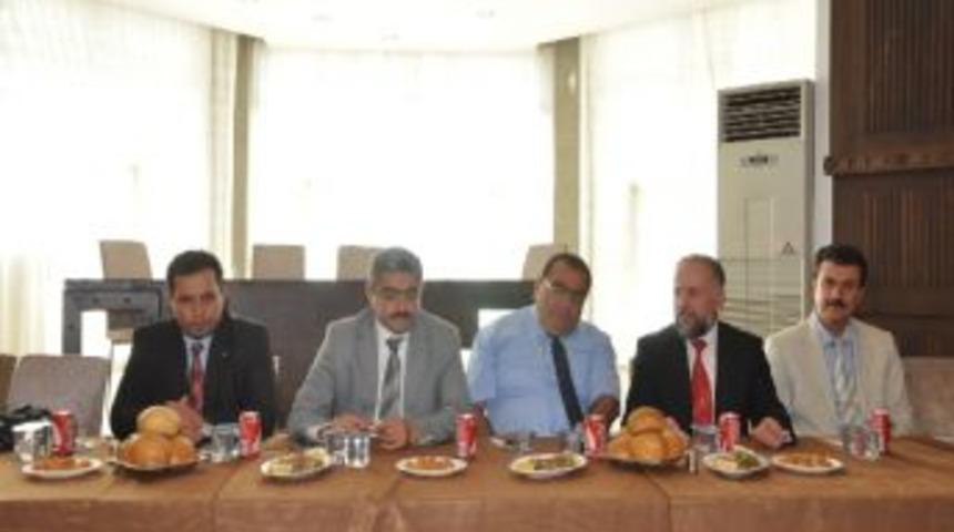 Başkan Alıcık&rsquo;tan Din G&ouml;revlilerine &Ouml;ğle Yemeği