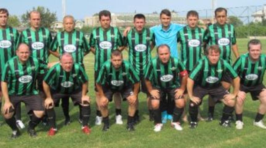 Akhisarlı Veteranlar Antalya&rsquo;dan Eli Boş D&ouml;nd&uuml;