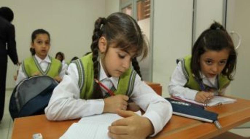 Bilgi Merkezi Suriyelilerin Dertlerine Derman Oluyor