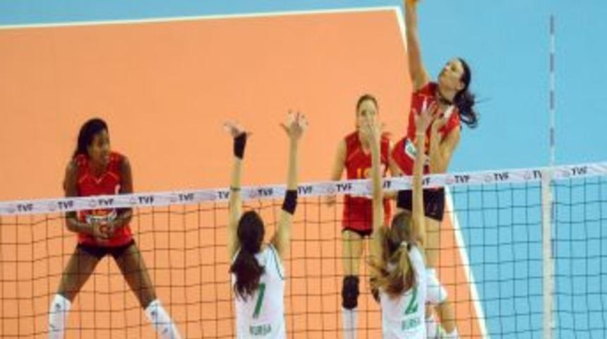 Galatasaray Daikin: 3 - Bursa B&uuml;y&uuml;kşehir Belediyesi: 0