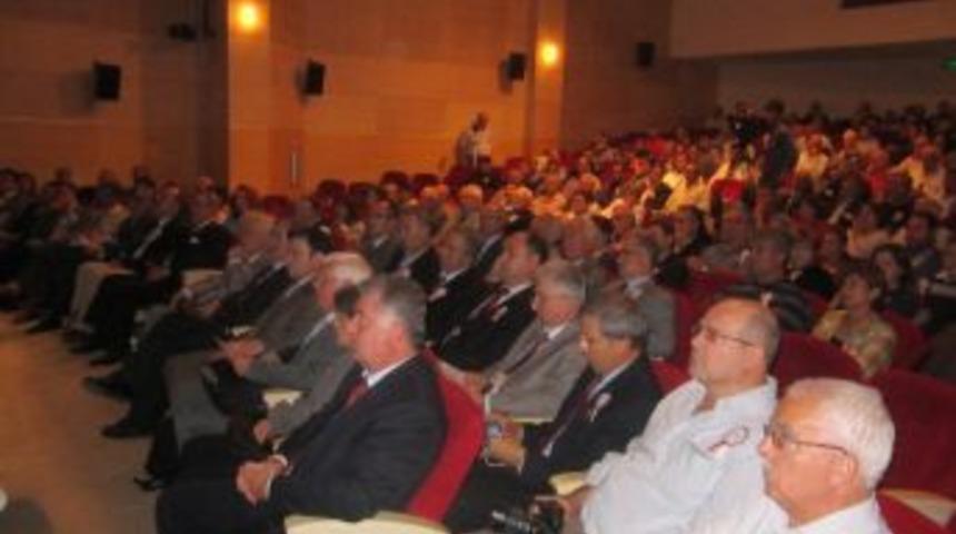 Chp Eski Genel Başkan Yardımcısı Onur Öymen: